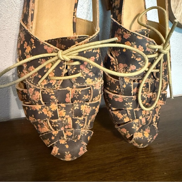 Latigo Floral Jingle Brown Lace-Up Leather Women's Shoes Size 8 - Picture 2 of 16